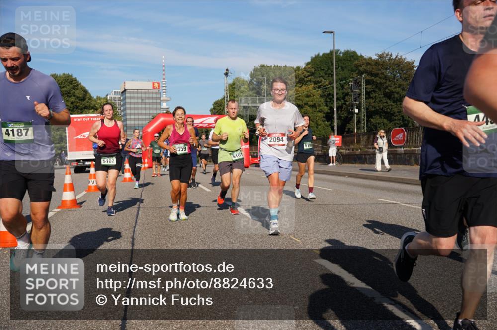 07.09.2025 - BARMER Alsterlauf Yannick Fuchs http://msf.ph/oto/8824633 07.09.2025 09:49:53 Laufen 4187, 5134, 559, 2094, 5102, 5199, 5101 meine-sportfotos.de