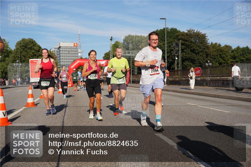 07.09.2025 - BARMER Alsterlauf Yannick Fuchs http://msf.ph/oto/8824635 07.09.2025 09:49:53 Laufen 5102, 4926, 3559, 5101, 2094 meine-sportfotos.de