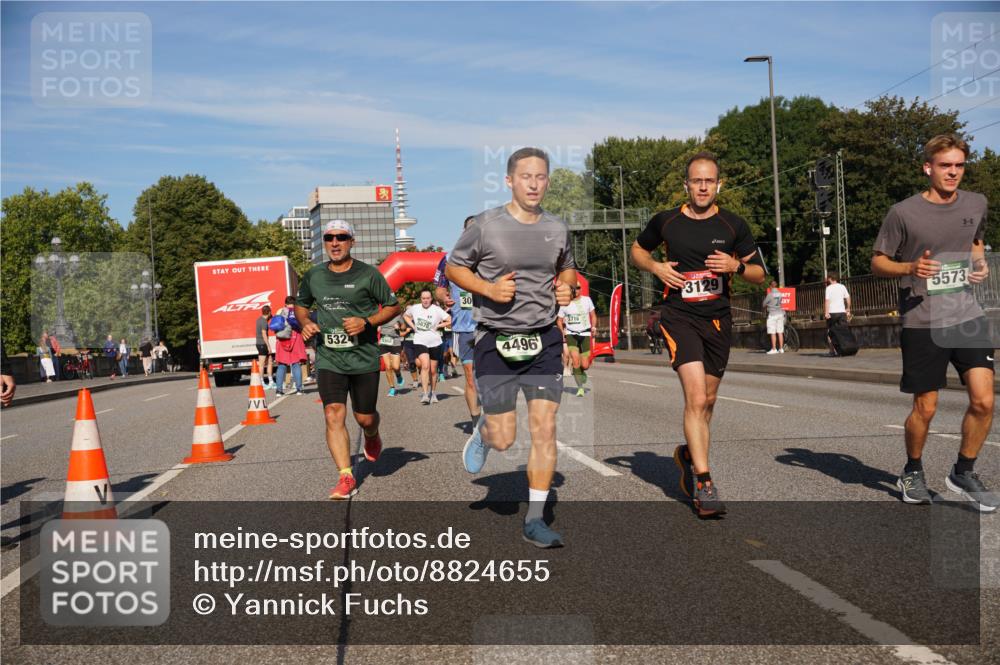 07.09.2025 - BARMER Alsterlauf Yannick Fuchs http://msf.ph/oto/8824655 07.09.2025 09:49:59 Laufen 5678, 5324, 4496, 3716, 3129, 5573 meine-sportfotos.de