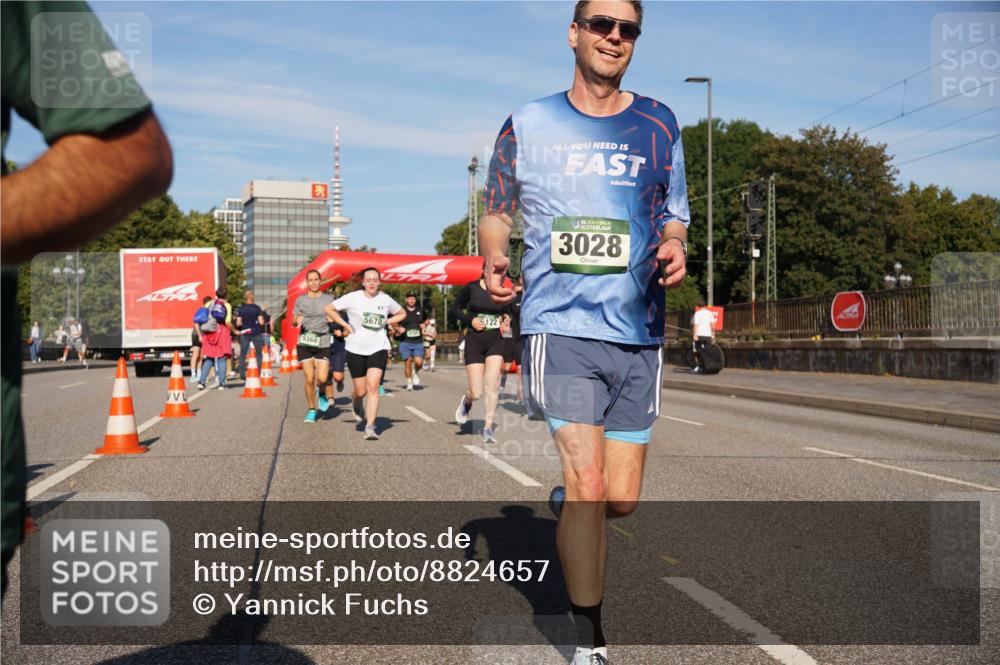 07.09.2025 - BARMER Alsterlauf Yannick Fuchs http://msf.ph/oto/8824657 07.09.2025 09:50:01 Laufen 5368, 5678, 5122, 36, 3028 meine-sportfotos.de