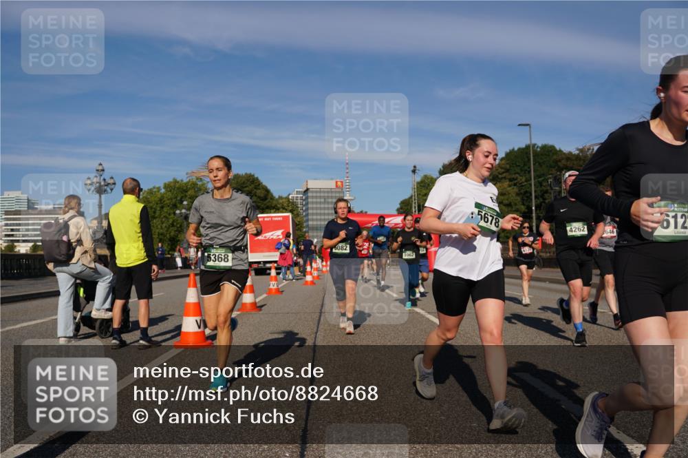 07.09.2025 - BARMER Alsterlauf Yannick Fuchs http://msf.ph/oto/8824668 07.09.2025 09:50:04 Laufen 5368, 6082, 704, 5962, 5678, 4262, 646, 36, 612 meine-sportfotos.de