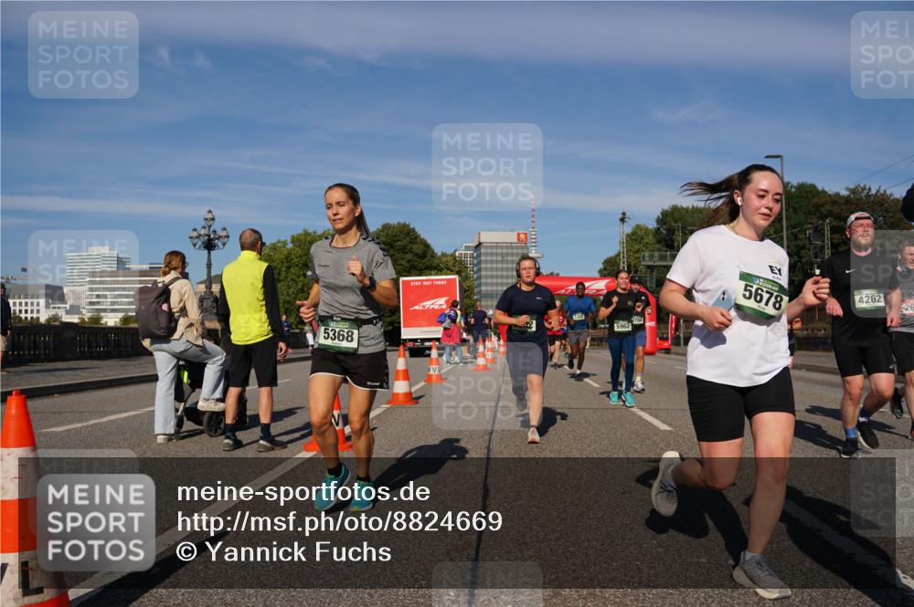 07.09.2025 - BARMER Alsterlauf Yannick Fuchs http://msf.ph/oto/8824669 07.09.2025 09:50:04 Laufen 5368, 5962, 3704, 5678, 4262 meine-sportfotos.de