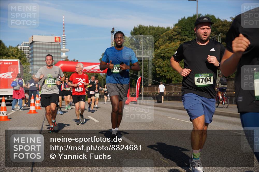 07.09.2025 - BARMER Alsterlauf Yannick Fuchs http://msf.ph/oto/8824681 07.09.2025 09:50:06 Laufen 3268, 2813, 530, 36, 4704 meine-sportfotos.de