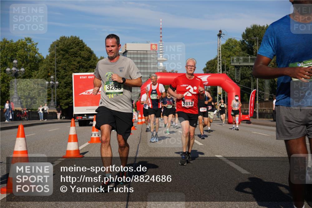 07.09.2025 - BARMER Alsterlauf Yannick Fuchs http://msf.ph/oto/8824686 07.09.2025 09:50:07 Laufen 3268, 10, 3515, 2813, 201, 2830, 19 meine-sportfotos.de
