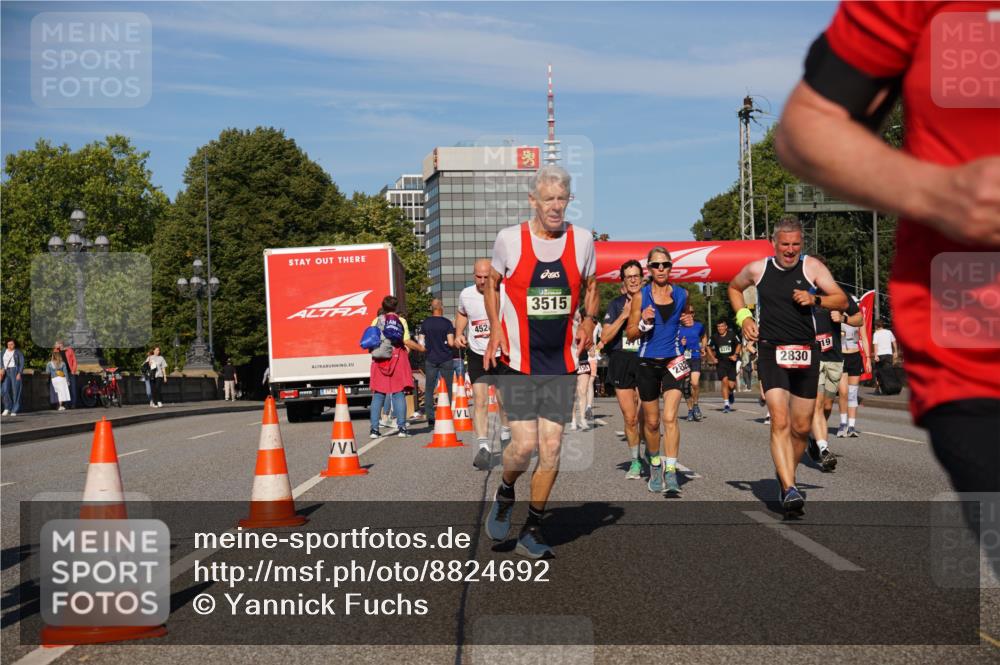 07.09.2025 - BARMER Alsterlauf Yannick Fuchs http://msf.ph/oto/8824692 07.09.2025 09:50:10 Laufen 198, 3515, 452, 40, 282, 2830, 19 meine-sportfotos.de