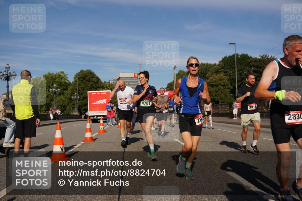 07.09.2025 - BARMER Alsterlauf Yannick Fuchs http://msf.ph/oto/8824704 07.09.2025 09:50:12 Laufen 4523, 4701, 2678, 282, 3919, 2830 meine-sportfotos.de