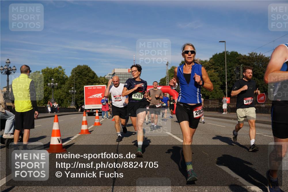 07.09.2025 - BARMER Alsterlauf Yannick Fuchs http://msf.ph/oto/8824705 07.09.2025 09:50:12 Laufen 4523, 4701, 2678, 282, 3919 meine-sportfotos.de