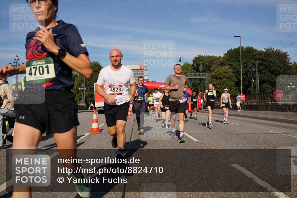 07.09.2025 - BARMER Alsterlauf Yannick Fuchs http://msf.ph/oto/8824710 07.09.2025 09:50:13 Laufen 4701, 4523, 5196, 2678, 515, 3249, 97 meine-sportfotos.de