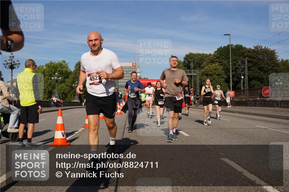 07.09.2025 - BARMER Alsterlauf Yannick Fuchs http://msf.ph/oto/8824711 07.09.2025 09:50:13 Laufen 4523, 5196, 2678, 5155, 5697 meine-sportfotos.de