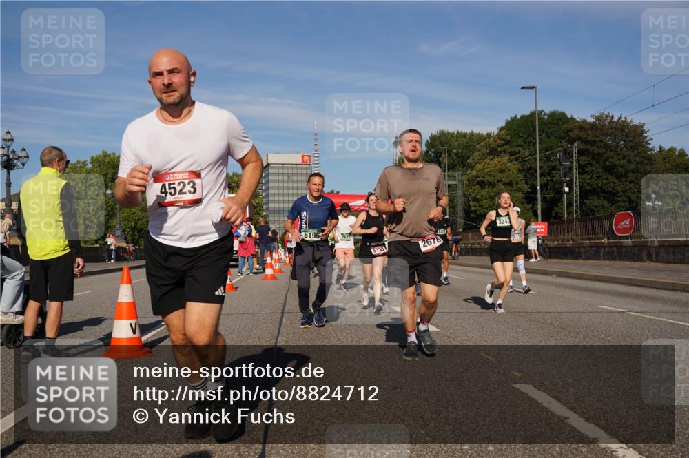 07.09.2025 - BARMER Alsterlauf Yannick Fuchs http://msf.ph/oto/8824712 07.09.2025 09:50:14 Laufen 4523, 5196, 2672, 8370, 3249, 5155, 2678 meine-sportfotos.de