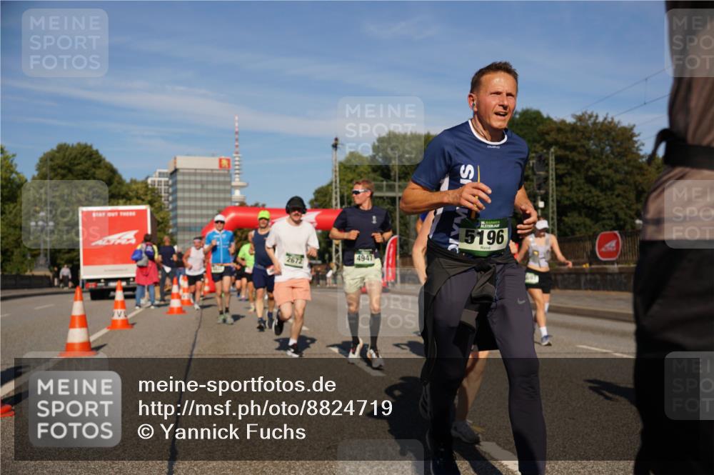 07.09.2025 - BARMER Alsterlauf Yannick Fuchs http://msf.ph/oto/8824719 07.09.2025 09:50:15 Laufen 4947, 2672, 36, 15196 meine-sportfotos.de