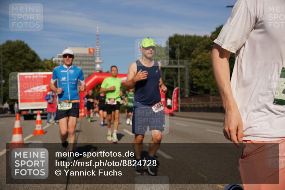 07.09.2025 - BARMER Alsterlauf Yannick Fuchs http://msf.ph/oto/8824728 07.09.2025 09:50:18 Laufen 5822, 2509 meine-sportfotos.de