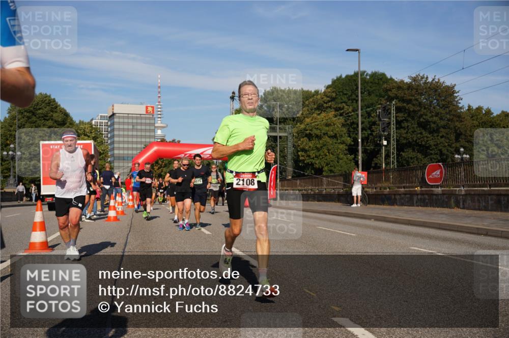 07.09.2025 - BARMER Alsterlauf Yannick Fuchs http://msf.ph/oto/8824733 07.09.2025 09:50:19 Laufen 6075, 2108 meine-sportfotos.de