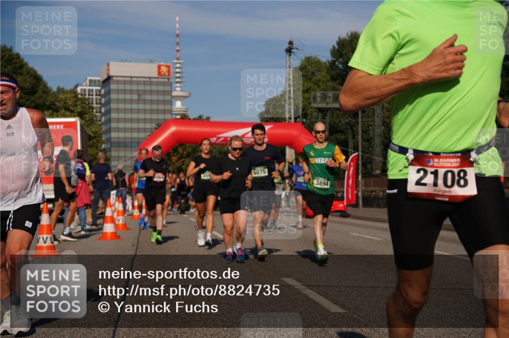 07.09.2025 - BARMER Alsterlauf Yannick Fuchs http://msf.ph/oto/8824735 07.09.2025 09:50:20 Laufen 5075, 3894, 36, 2108 meine-sportfotos.de