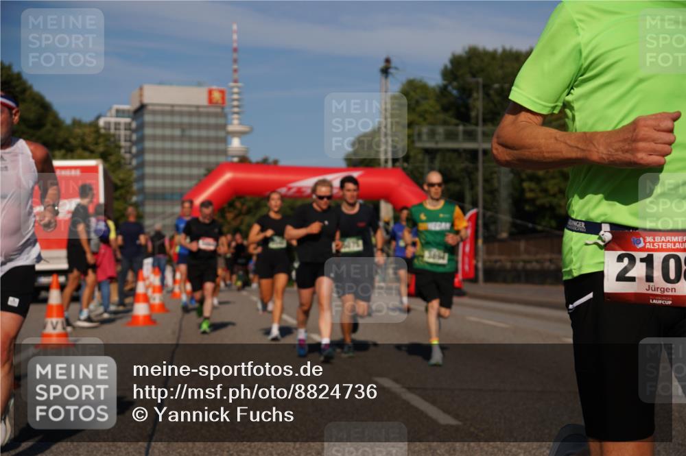 07.09.2025 - BARMER Alsterlauf Yannick Fuchs http://msf.ph/oto/8824736 07.09.2025 09:50:20 Laufen 3864, 36, 210 meine-sportfotos.de