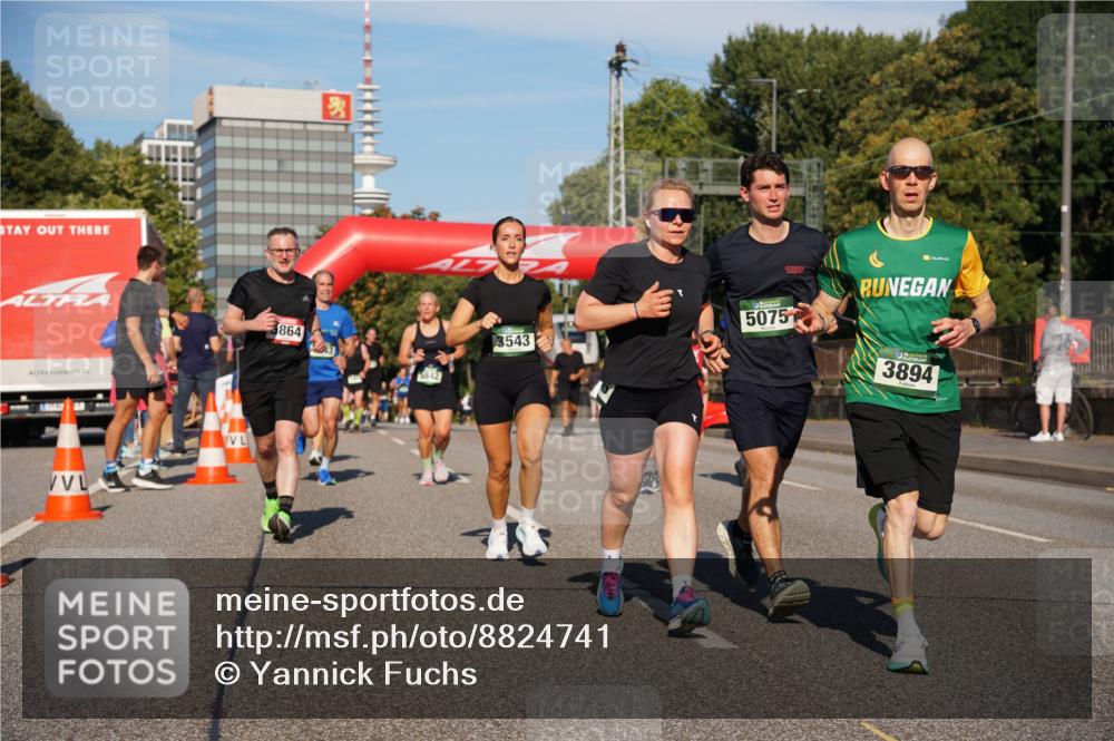 07.09.2025 - BARMER Alsterlauf Yannick Fuchs http://msf.ph/oto/8824741 07.09.2025 09:50:21 Laufen 864, 3, 5842, 3543, 5075, 3894 meine-sportfotos.de