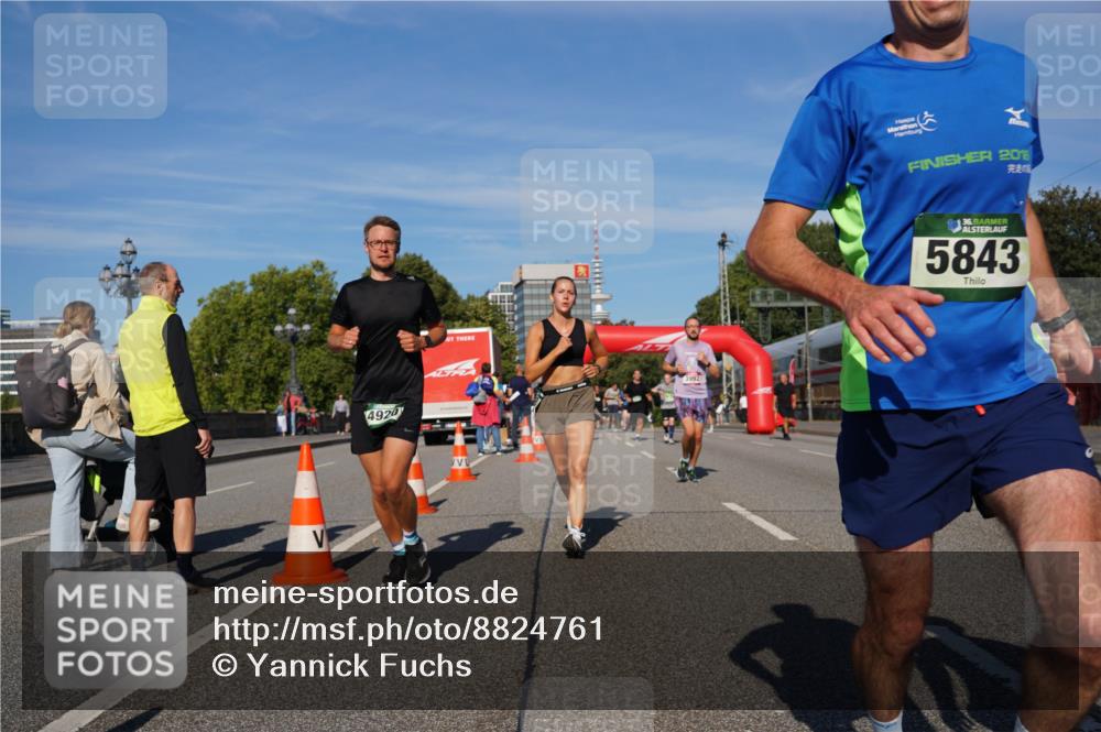 07.09.2025 - BARMER Alsterlauf Yannick Fuchs http://msf.ph/oto/8824761 07.09.2025 09:50:26 Laufen 4920, 201, 36, 5843 meine-sportfotos.de