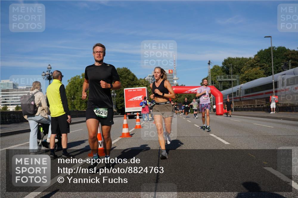 07.09.2025 - BARMER Alsterlauf Yannick Fuchs http://msf.ph/oto/8824763 07.09.2025 09:50:27 Laufen 4920, 3992 meine-sportfotos.de