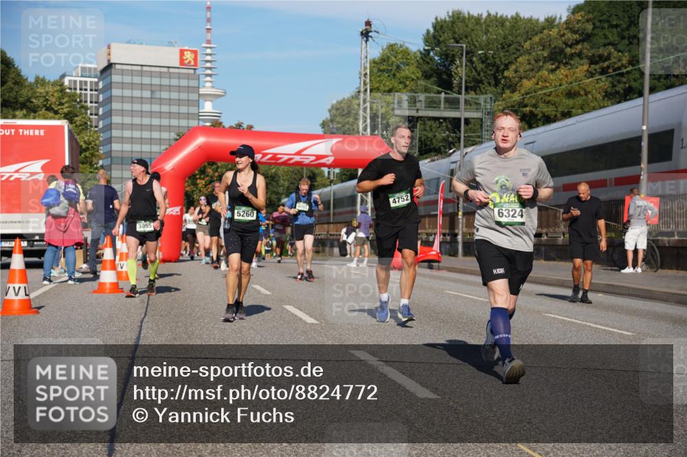 07.09.2025 - BARMER Alsterlauf Yannick Fuchs http://msf.ph/oto/8824772 07.09.2025 09:50:32 Laufen 5260, 3055, 4752, 6324, 10, 1 meine-sportfotos.de