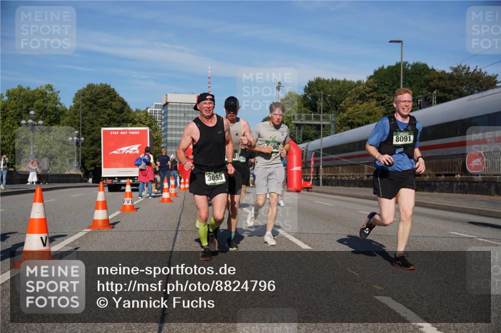 07.09.2025 - BARMER Alsterlauf Yannick Fuchs http://msf.ph/oto/8824796 07.09.2025 09:50:38 Laufen 3055, 90, 8091 meine-sportfotos.de