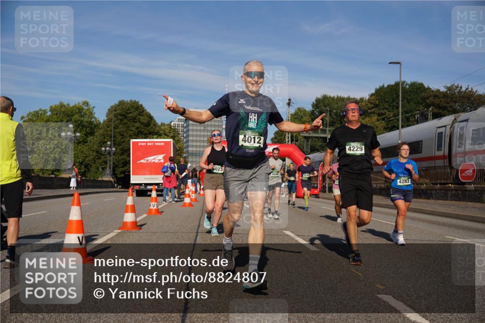 07.09.2025 - BARMER Alsterlauf Yannick Fuchs http://msf.ph/oto/8824807 07.09.2025 09:50:41 Laufen 6023, 4012, 5079, 4229, 4283 meine-sportfotos.de