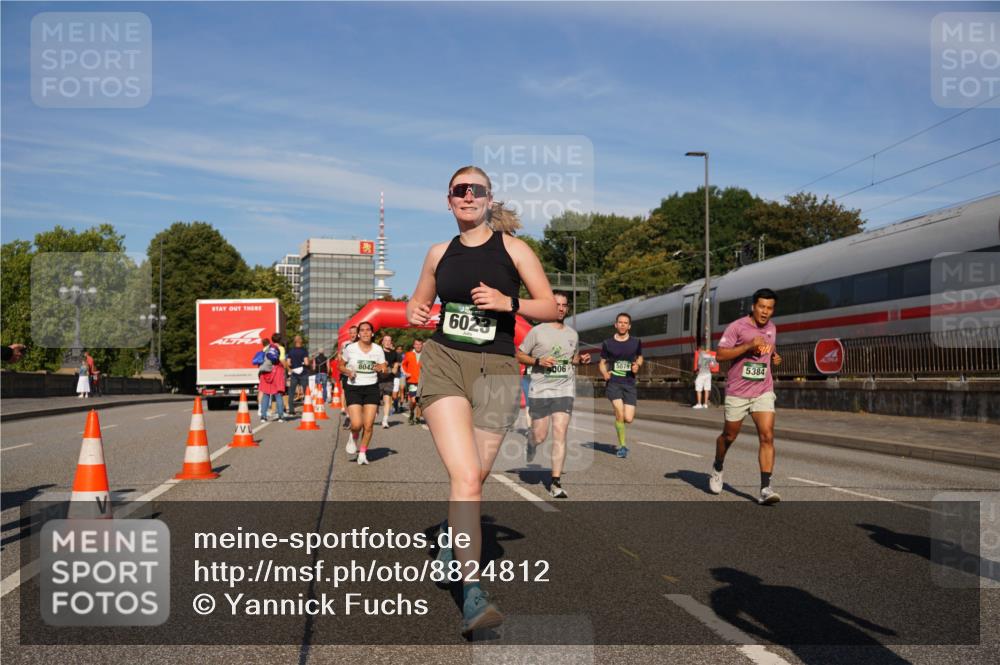 07.09.2025 - BARMER Alsterlauf Yannick Fuchs http://msf.ph/oto/8824812 07.09.2025 09:50:42 Laufen 8042, 6023, 4006, 50791, 5384 meine-sportfotos.de