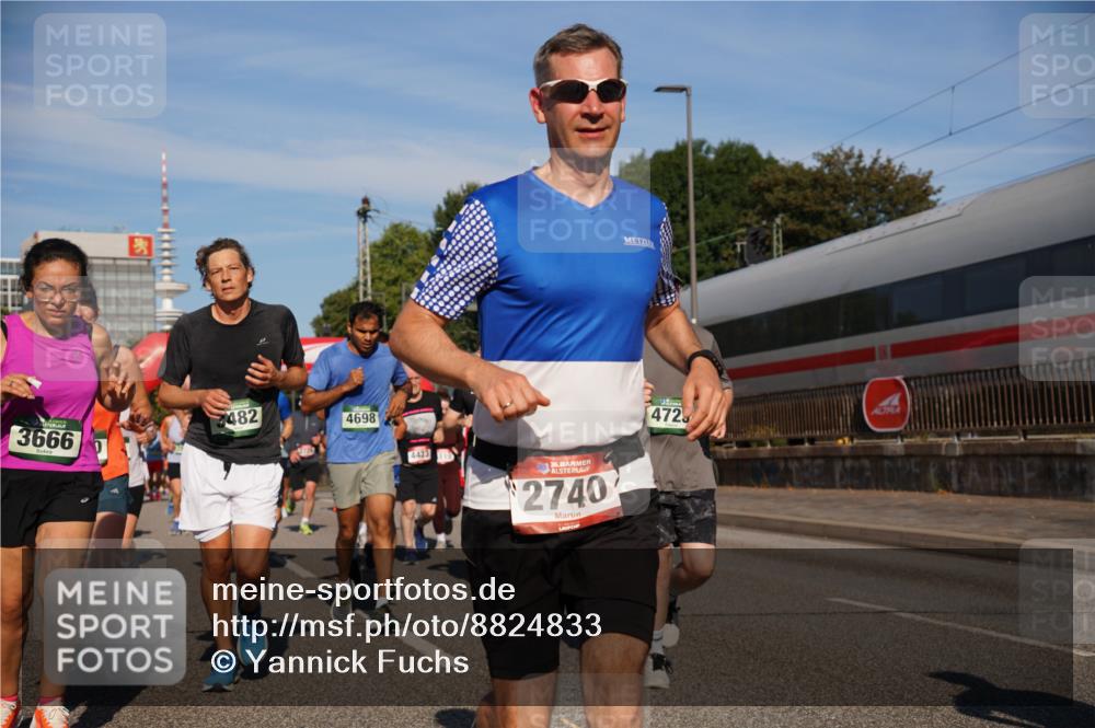 07.09.2025 - BARMER Alsterlauf Yannick Fuchs http://msf.ph/oto/8824833 07.09.2025 09:50:50 Laufen 3666, 482, 4698, 136, 2740, 4725 meine-sportfotos.de