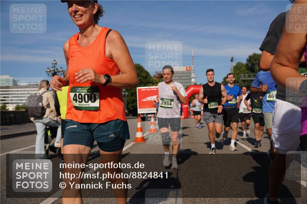 07.09.2025 - BARMER Alsterlauf Yannick Fuchs http://msf.ph/oto/8824841 07.09.2025 09:50:51 Laufen 36, 4900, 2984, 8099, 5929, 469 meine-sportfotos.de