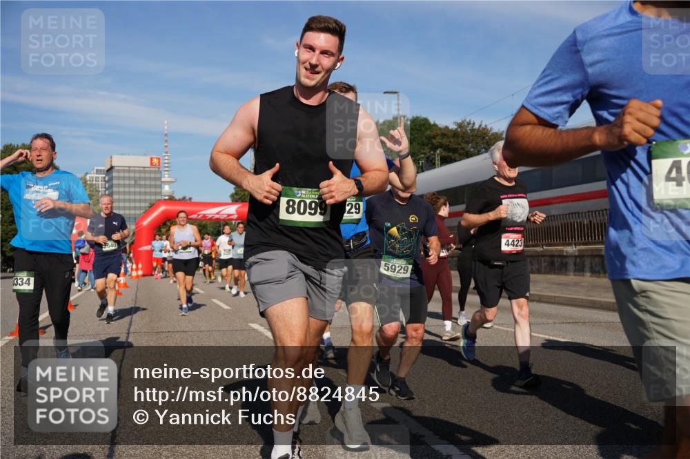 07.09.2025 - BARMER Alsterlauf Yannick Fuchs http://msf.ph/oto/8824845 07.09.2025 09:50:53 Laufen 334, 640, 36, 8099, 29, 29, 5929, 4423, 40 meine-sportfotos.de