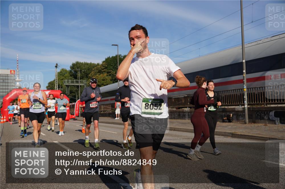 07.09.2025 - BARMER Alsterlauf Yannick Fuchs http://msf.ph/oto/8824849 07.09.2025 09:50:54 Laufen 2483, 2803, 2729, 273, 1636, 8052 meine-sportfotos.de