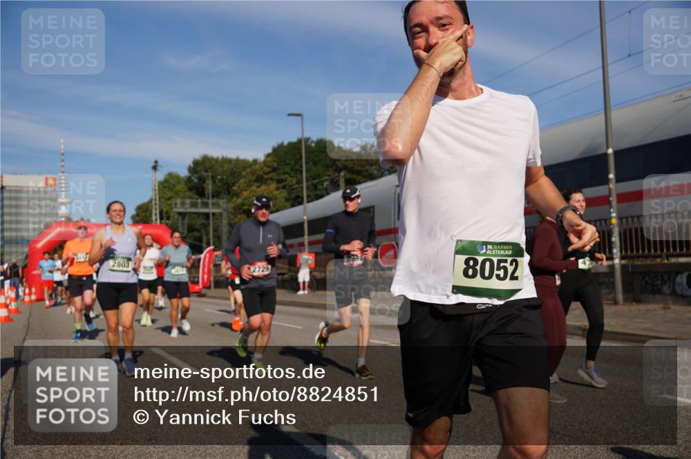 07.09.2025 - BARMER Alsterlauf Yannick Fuchs http://msf.ph/oto/8824851 07.09.2025 09:50:54 Laufen 2803, 2729, 36, 8052 meine-sportfotos.de