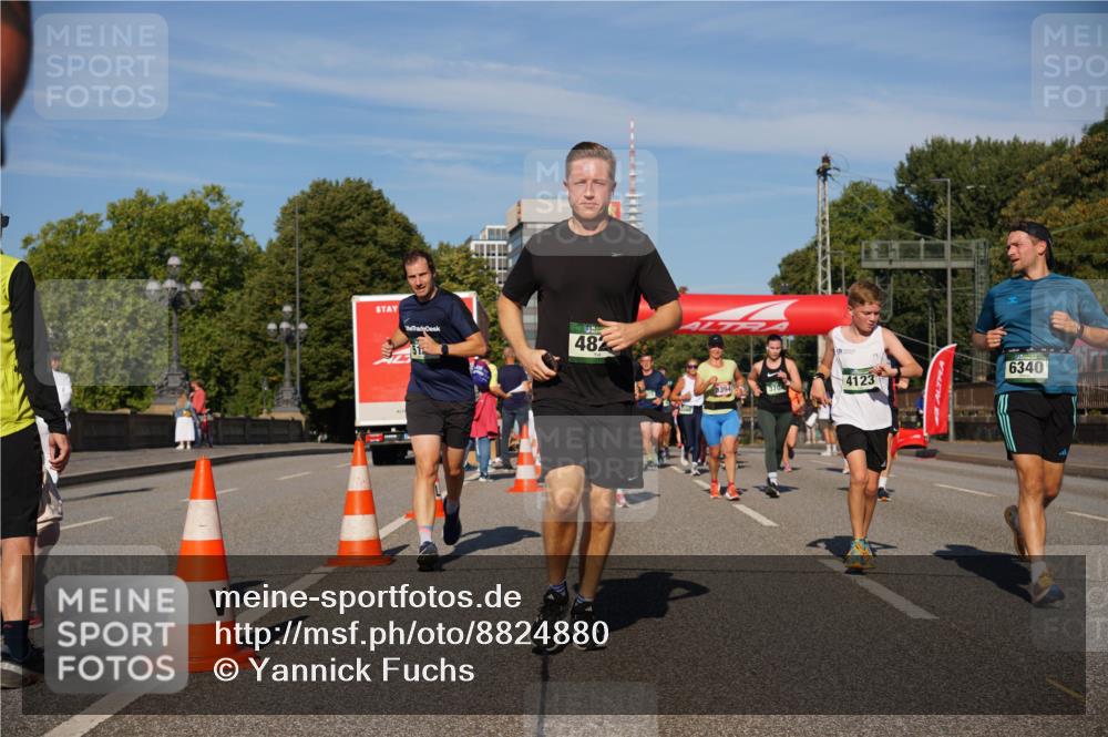 07.09.2025 - BARMER Alsterlauf Yannick Fuchs http://msf.ph/oto/8824880 07.09.2025 09:51:06 Laufen 512, 482, 4123, 394, 370, 6340 meine-sportfotos.de