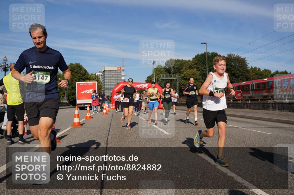 07.09.2025 - BARMER Alsterlauf Yannick Fuchs http://msf.ph/oto/8824882 07.09.2025 09:51:08 Laufen 5147, 3593, 3704, 266 meine-sportfotos.de
