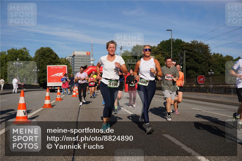 07.09.2025 - BARMER Alsterlauf Yannick Fuchs http://msf.ph/oto/8824890 07.09.2025 09:51:12 Laufen 3252, 5100, 4183, 5099, 3050 meine-sportfotos.de