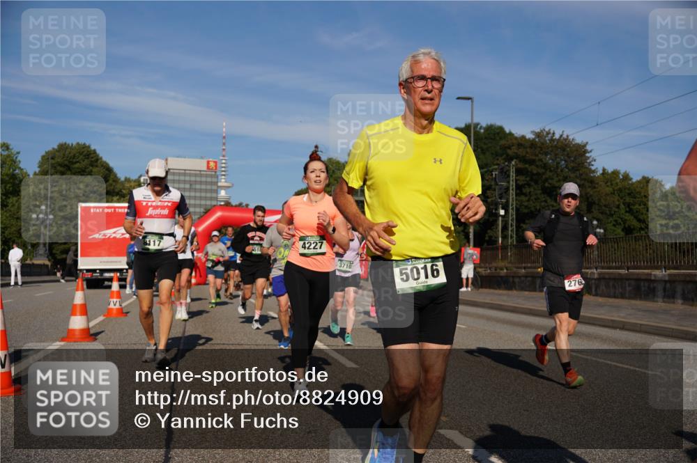 07.09.2025 - BARMER Alsterlauf Yannick Fuchs http://msf.ph/oto/8824909 07.09.2025 09:51:17 Laufen 8117, 618, 4227, 3710, 5016, 276 meine-sportfotos.de