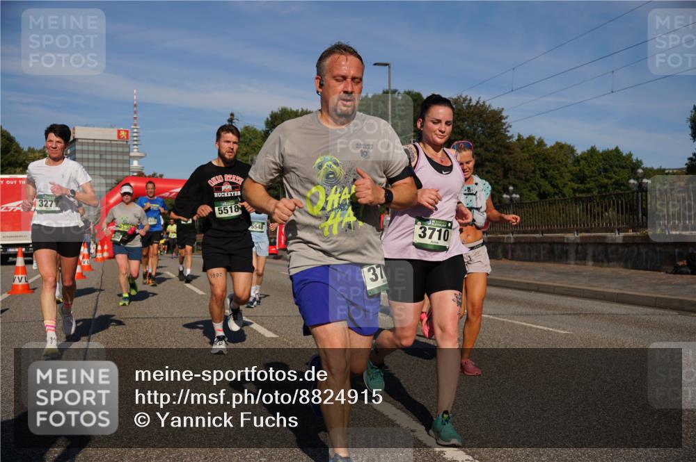 07.09.2025 - BARMER Alsterlauf Yannick Fuchs http://msf.ph/oto/8824915 07.09.2025 09:51:20 Laufen 327, 5518, 5548, 1997, 10, 37, 3710 meine-sportfotos.de