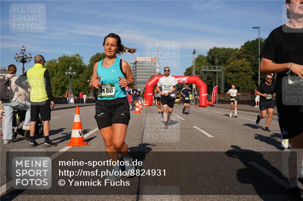 07.09.2025 - BARMER Alsterlauf Yannick Fuchs http://msf.ph/oto/8824931 07.09.2025 09:51:24 Laufen 4188, 6064, 6667, 55 meine-sportfotos.de