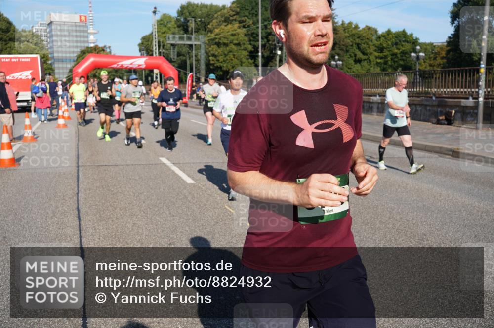07.09.2025 - BARMER Alsterlauf Yannick Fuchs http://msf.ph/oto/8824932 07.09.2025 09:56:00 Laufen 2842 meine-sportfotos.de