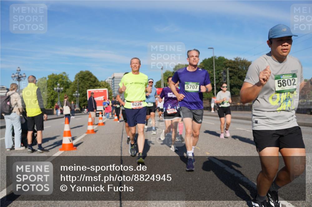 07.09.2025 - BARMER Alsterlauf Yannick Fuchs http://msf.ph/oto/8824945 07.09.2025 09:56:05 Laufen 5707, 5802, 6226 meine-sportfotos.de