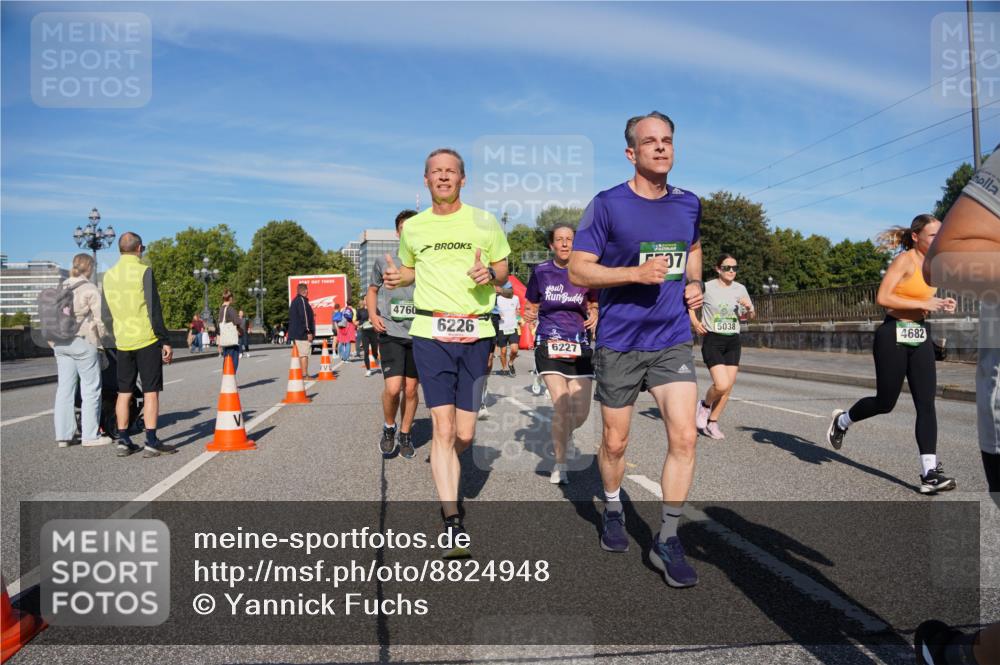 07.09.2025 - BARMER Alsterlauf Yannick Fuchs http://msf.ph/oto/8824948 07.09.2025 09:56:05 Laufen 37, 4760, 6226, 6227, 5038, 4682 meine-sportfotos.de