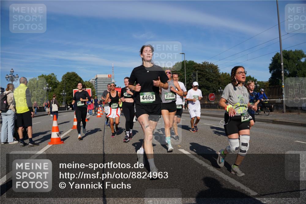 07.09.2025 - BARMER Alsterlauf Yannick Fuchs http://msf.ph/oto/8824963 07.09.2025 09:56:08 Laufen 4197, 5991, 4463, 2348, 705, 258 meine-sportfotos.de