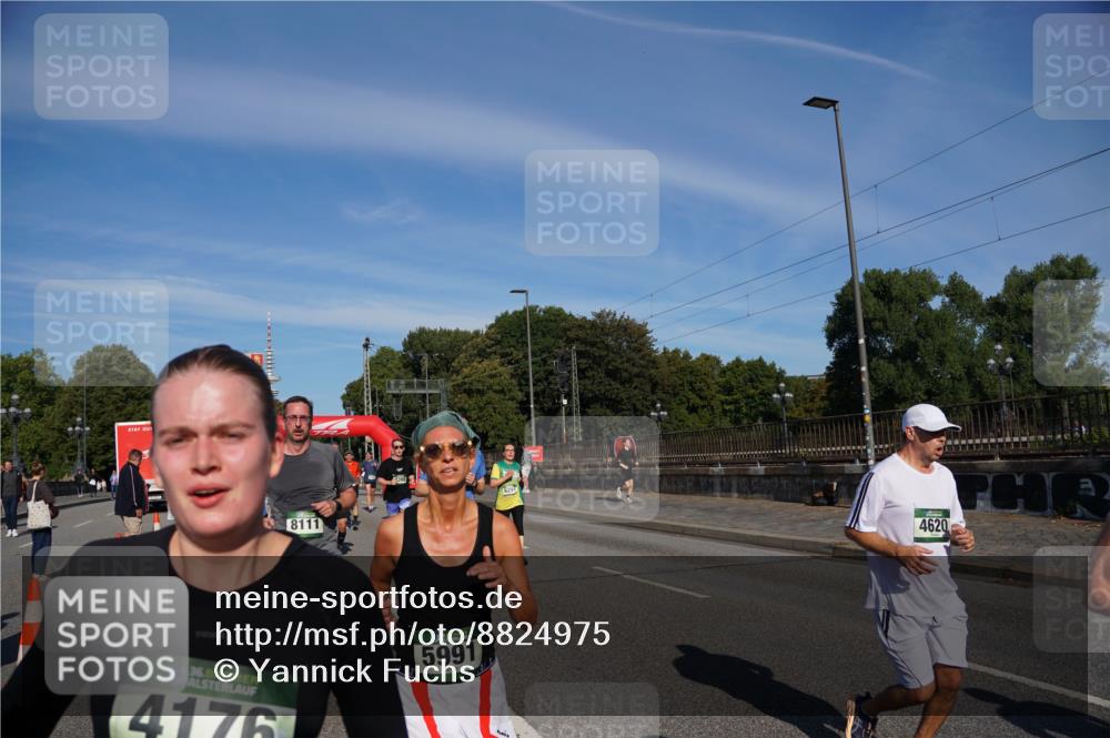 07.09.2025 - BARMER Alsterlauf Yannick Fuchs http://msf.ph/oto/8824975 07.09.2025 09:56:10 Laufen 8111, 6291, 36, 4176, 5991, 4620 meine-sportfotos.de