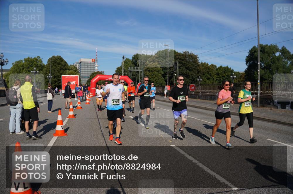 07.09.2025 - BARMER Alsterlauf Yannick Fuchs http://msf.ph/oto/8824984 07.09.2025 09:56:12 Laufen 19, 4726, 8398, 6291, 8397 meine-sportfotos.de