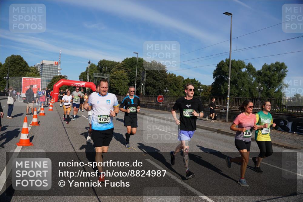 07.09.2025 - BARMER Alsterlauf Yannick Fuchs http://msf.ph/oto/8824987 07.09.2025 09:56:13 Laufen 5576, 4726, 3066, 839, 6291, 8397 meine-sportfotos.de