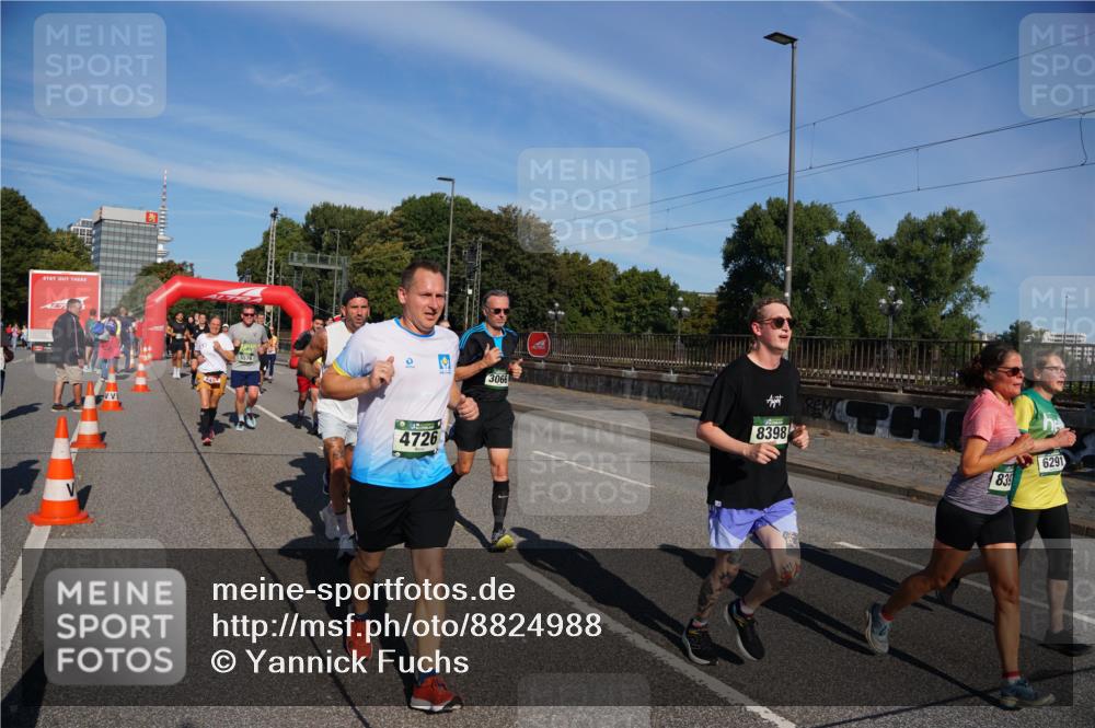 07.09.2025 - BARMER Alsterlauf Yannick Fuchs http://msf.ph/oto/8824988 07.09.2025 09:56:13 Laufen 5576, 4726, 3066, 8398, 6291, 839 meine-sportfotos.de