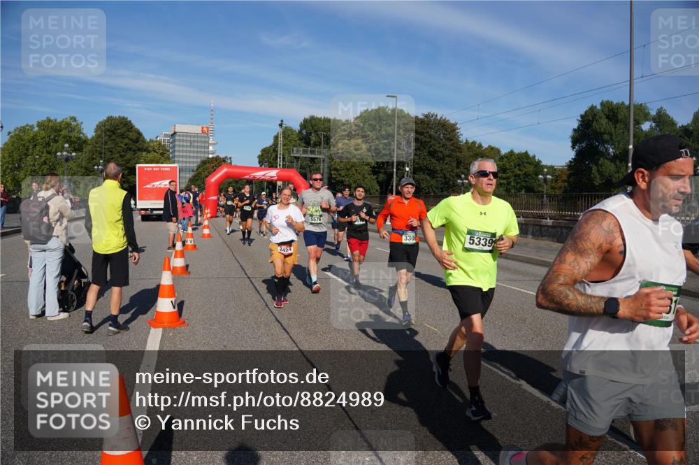 07.09.2025 - BARMER Alsterlauf Yannick Fuchs http://msf.ph/oto/8824989 07.09.2025 09:56:14 Laufen 2424, 5576, 3309, 5339 meine-sportfotos.de
