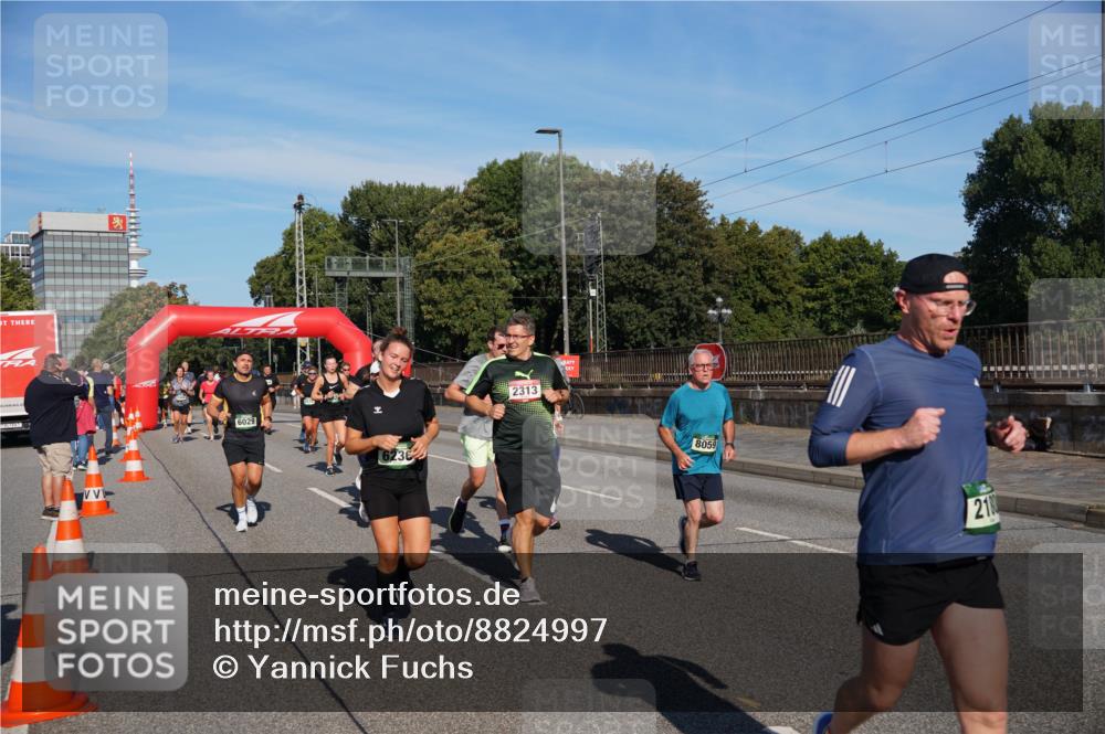 07.09.2025 - BARMER Alsterlauf Yannick Fuchs http://msf.ph/oto/8824997 07.09.2025 09:56:17 Laufen 6029, 6236, 2313, 8059, 2180 meine-sportfotos.de