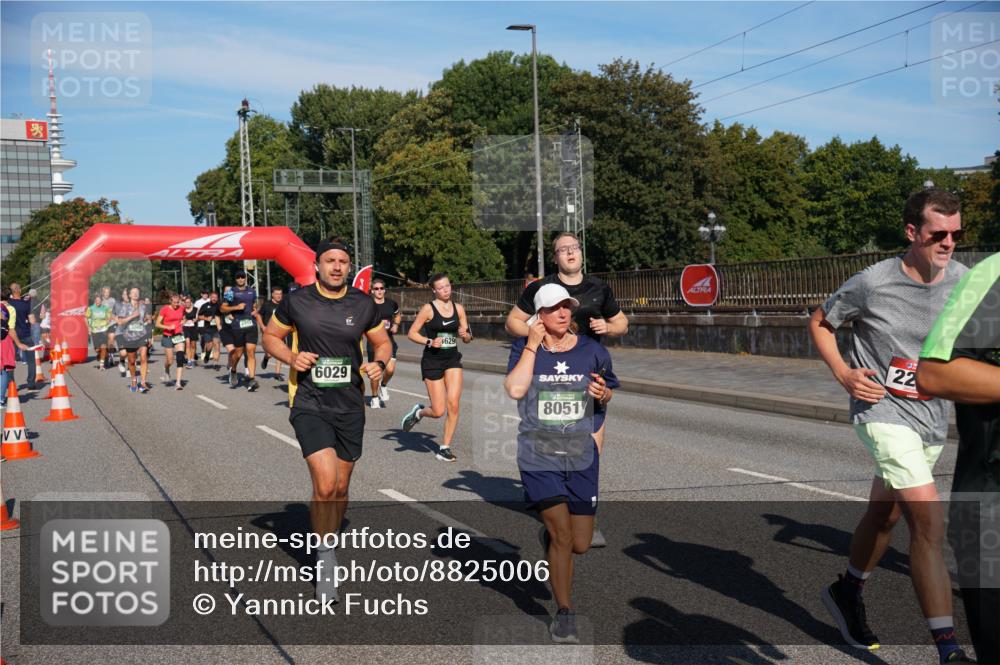 07.09.2025 - BARMER Alsterlauf Yannick Fuchs http://msf.ph/oto/8825006 07.09.2025 09:56:19 Laufen 6029, 4629, 8051, 22 meine-sportfotos.de