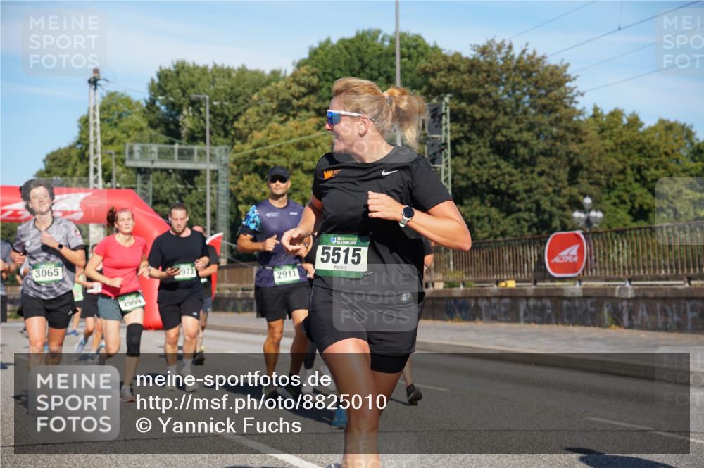 07.09.2025 - BARMER Alsterlauf Yannick Fuchs http://msf.ph/oto/8825010 07.09.2025 09:56:23 Laufen 3065, 2909, 2911, 36, 5515 meine-sportfotos.de