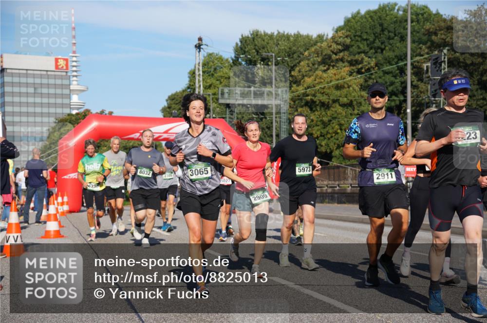 07.09.2025 - BARMER Alsterlauf Yannick Fuchs http://msf.ph/oto/8825013 07.09.2025 09:56:23 Laufen 6230, 8032, 2305, 3065, 5027, 2909, 5973, 7007, 2911, 23 meine-sportfotos.de